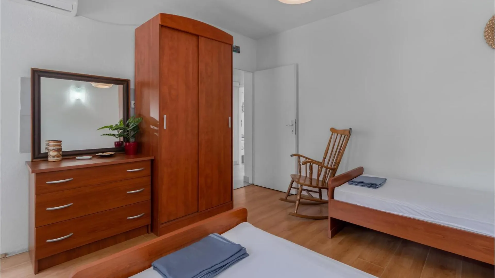 3 Bedroom Pet Friendly Home In Dramalj Croatia