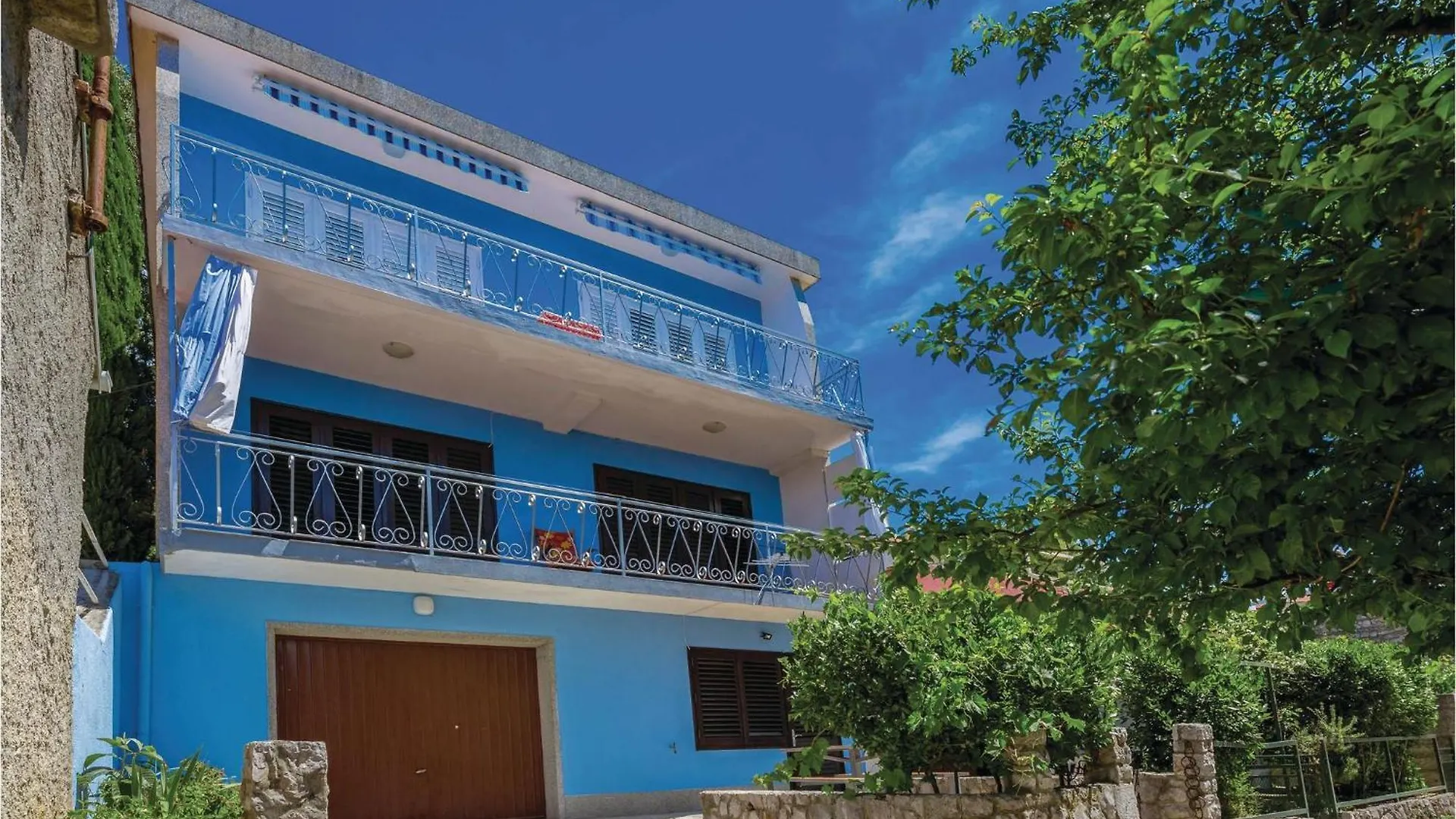 Holiday home 3 Bedroom Pet Friendly Home In Dramalj