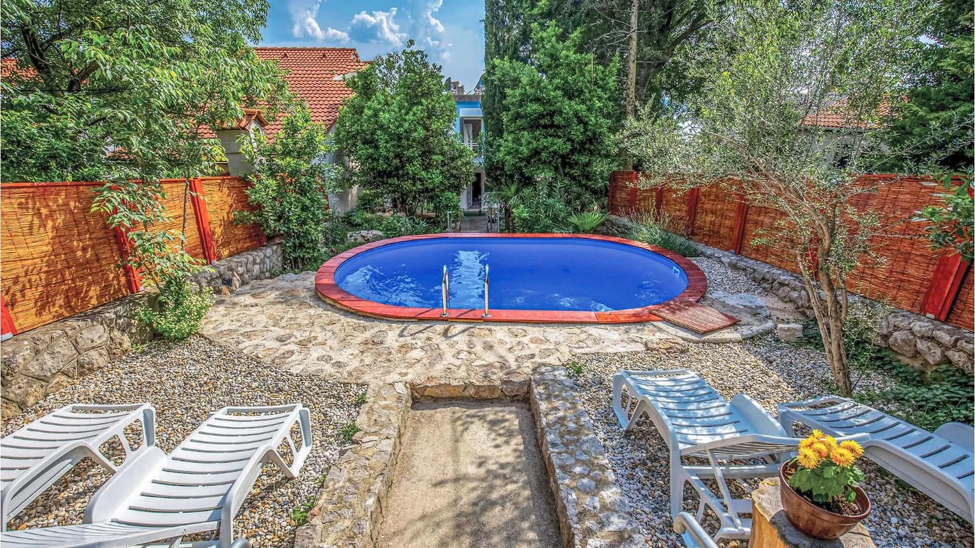 3 Bedroom Pet Friendly Home In Dramalj